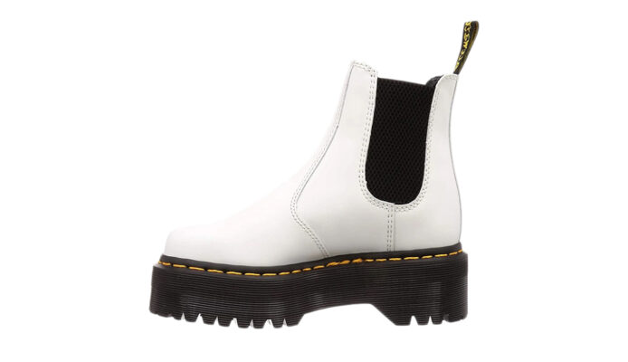 Dr. Martens 2976 Smooth Leather Platform Chelsea Boots preţ