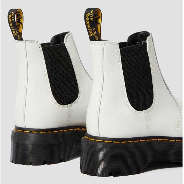 Preţ Dr. Martens 2976 Smooth Leather Platform Chelsea Boots