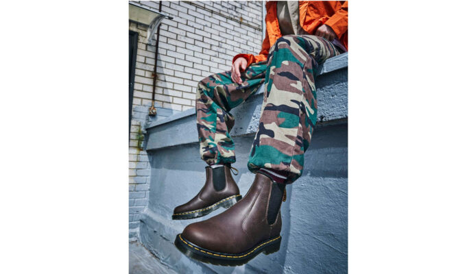 Dr. Martens 2976 Warmwair Valor WP Leather Chelsea Boot - imagine 8