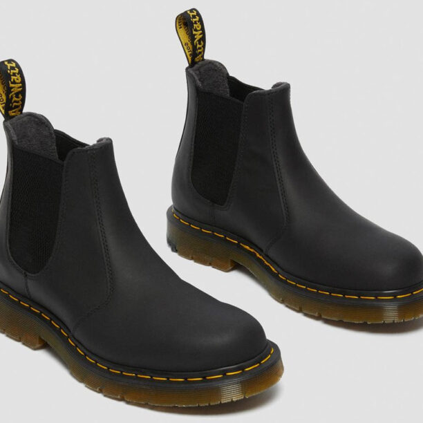 Dr. Martens 2976 Wintergrip Chelsea Boots preţ