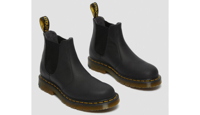 Dr. Martens 2976 Wintergrip Chelsea Boots preţ