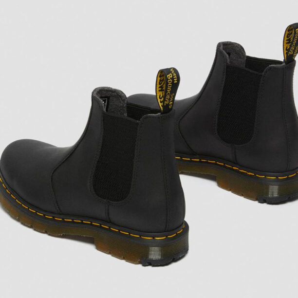 Cumpăra Dr. Martens 2976 Wintergrip Chelsea Boots