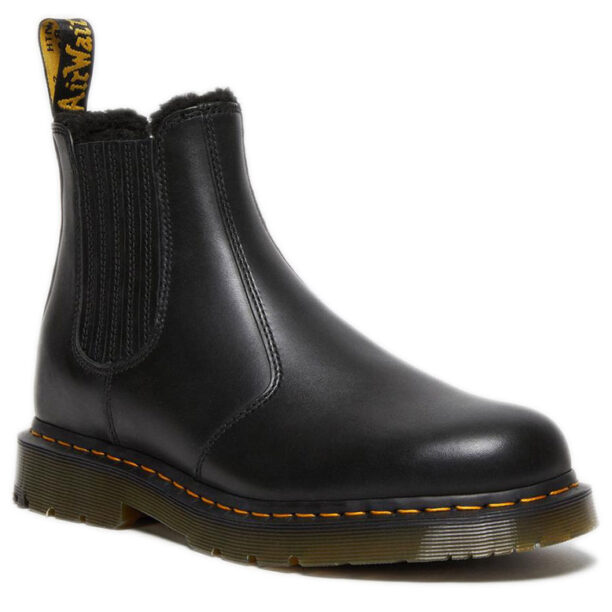 Dr. Martens 2976 Wintergrip Leather Chelsea Boot preţ