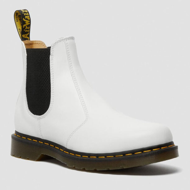 Dr. Martens 2976 Yellow Stich Smooth Leather Chelsea Boots preţ