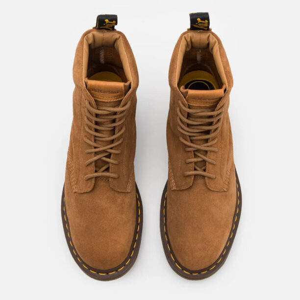 Preţ Dr. Martens Berman Leather Ankle