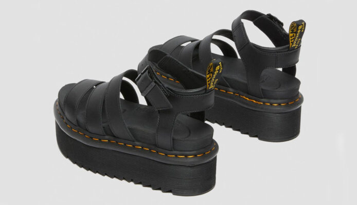 Cumpăra Dr. Martens Blaire Quad Hydro Leather Platform Sandals W