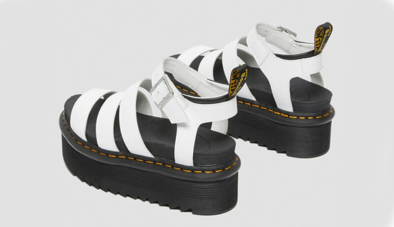 Cumpăra Dr. Martens Blaire Quad Hydro Leather Platform Sandals W