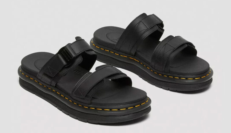 Dr. Martens Chilton Slip On Leather Sandals preţ