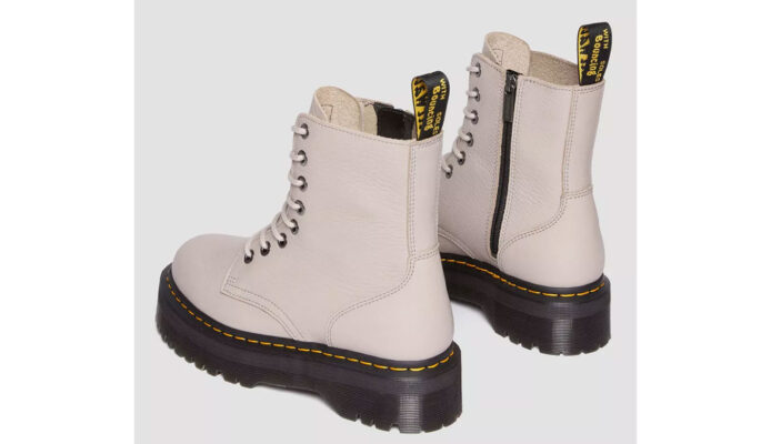 Preţ Dr. Martens Jadon III Pisa Leather Platform Boots