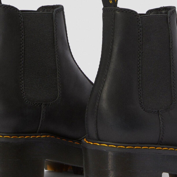 Preţ Dr. Martens Rometty Leather Chelsea Boot