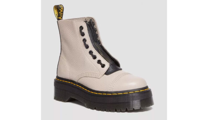 Dr. Martens Sinclair Milled Nappa Leather Platform Boots preţ