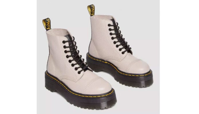 Preţ Dr. Martens Sinclair Milled Nappa Leather Platform Boots