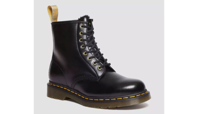 Dr. Martens Vegan 1460 Borg Lined Lace Up Boots preţ