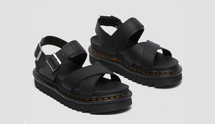 Cumpăra Dr. Martens Voss II Hydro Leather Strap Sandals