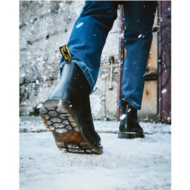 Preţ Dr. Martens Wintergrip 1460 Leather Lace Up Boots