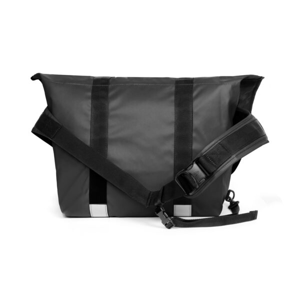 EASTPAK Rucsac 'Messer Bike'  gri / negru / alb preţ