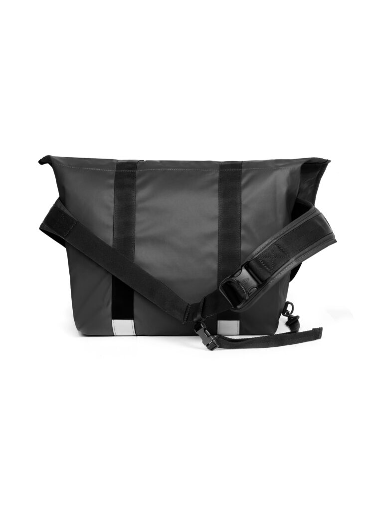 EASTPAK Rucsac 'Messer Bike'  gri / negru / alb preţ