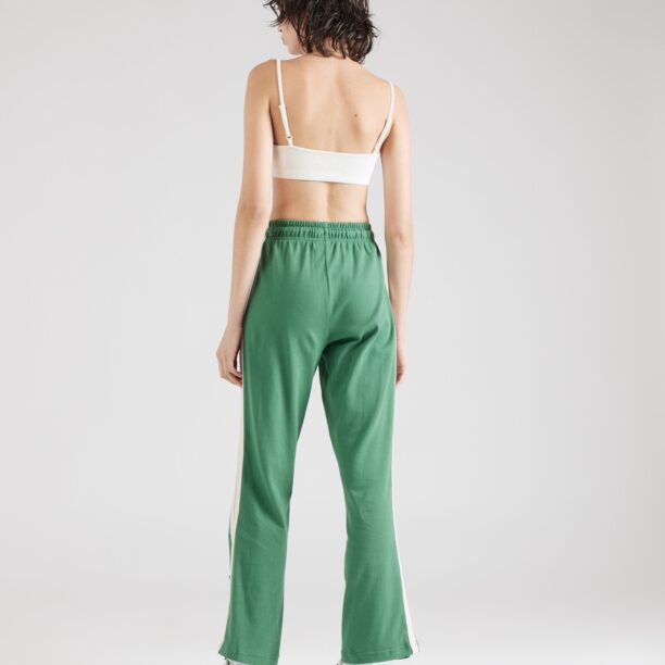 ELLESSE Pantaloni 'Tresha'  verde / alb preţ