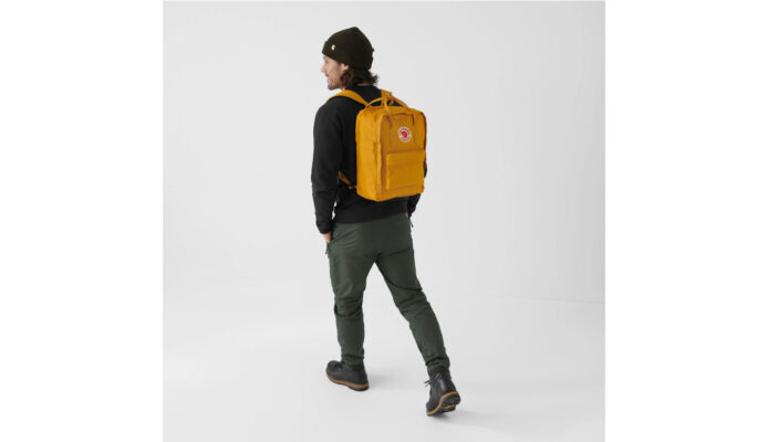 Preţ Fjällräven Kånken Laptop 15" Ochre