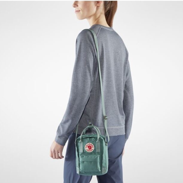 Fjällräven Kånken Sling Fog preţ