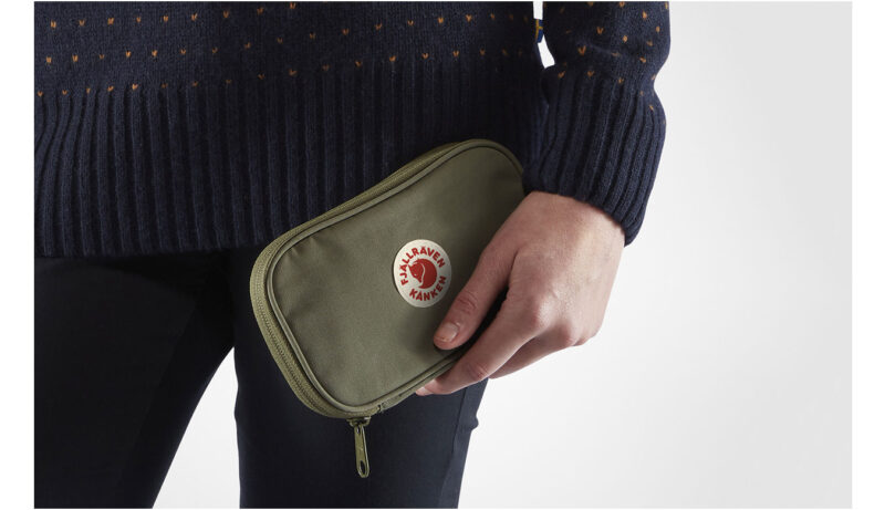 Fjällräven Kånken Travel Wallet Navy preţ