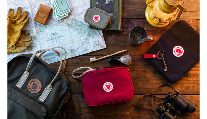 Fjällräven Kånken Travel Wallet Ox Red preţ