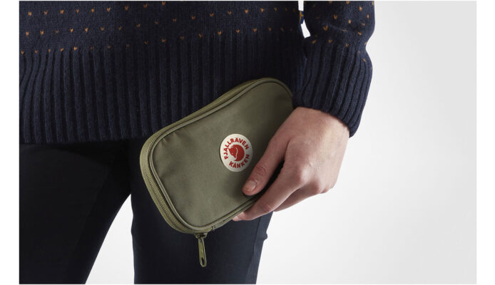 Original Fjällräven Kånken Travel Wallet Ox Red