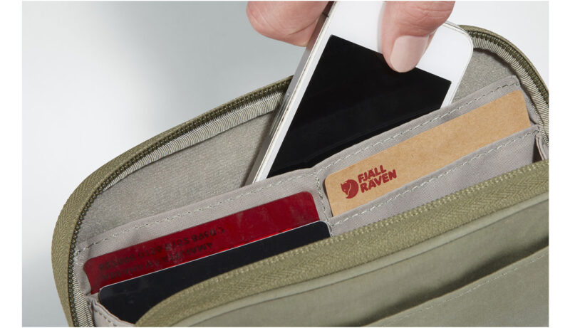 Preţ Fjällräven Kånken Travel Wallet Warm Yellow