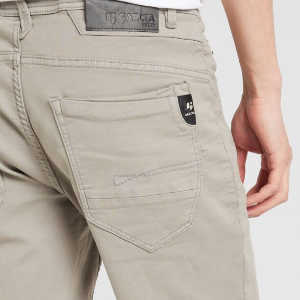 Preţ GARCIA Jeans  gri taupe