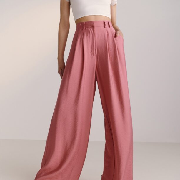 Guido Maria Kretschmer Women Pantaloni cutați 'Finja'  rosé