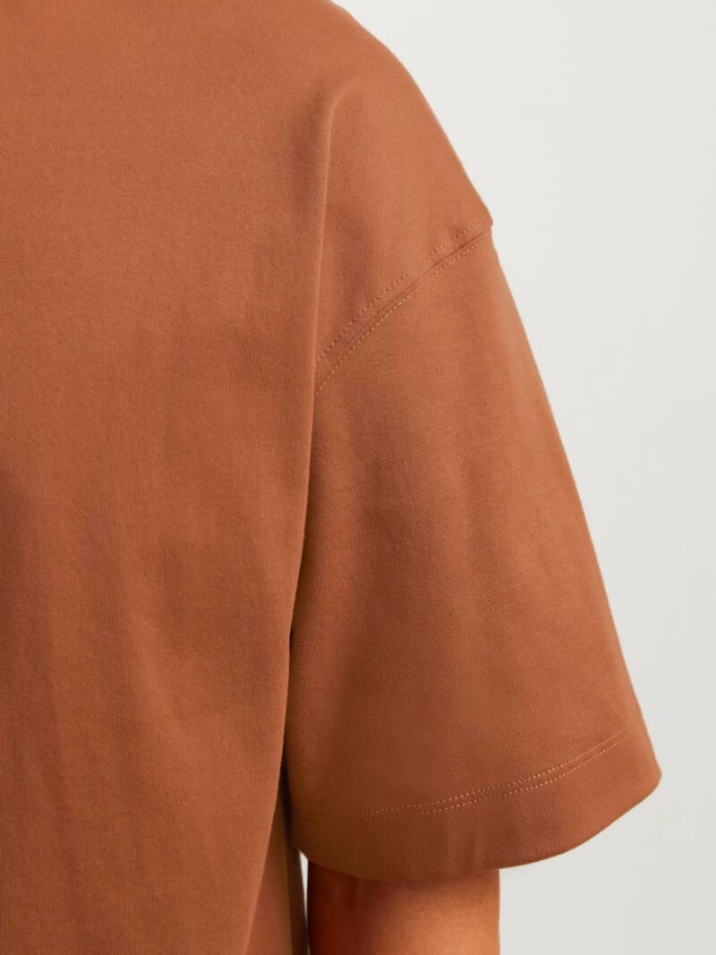 Preţ JACK & JONES Tricou 'JJEUrban Edge'  maro caramel