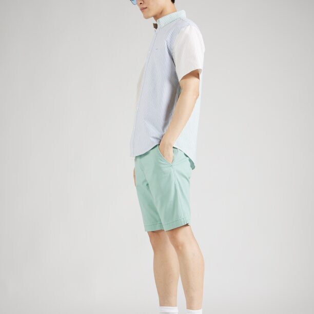 Cumpăra LEVI'S ® Pantaloni eleganți 'XX Chino Shorts'  verde mentă