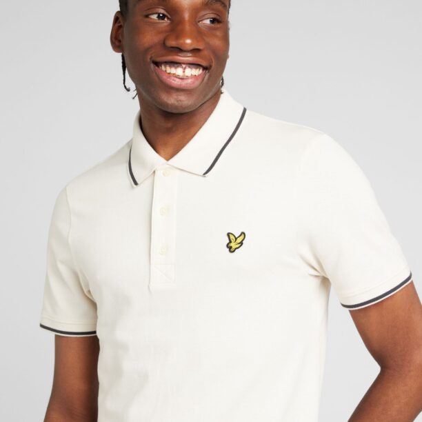 Preţ Lyle & Scott Tricou  crem / galben auriu / gri metalic