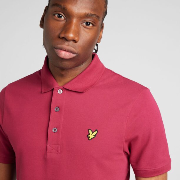 Preţ Lyle & Scott Tricou  galben / roșu burgundy / negru