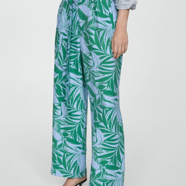 MANGO Pantaloni cutați 'Twist'  albastru deschis / verde