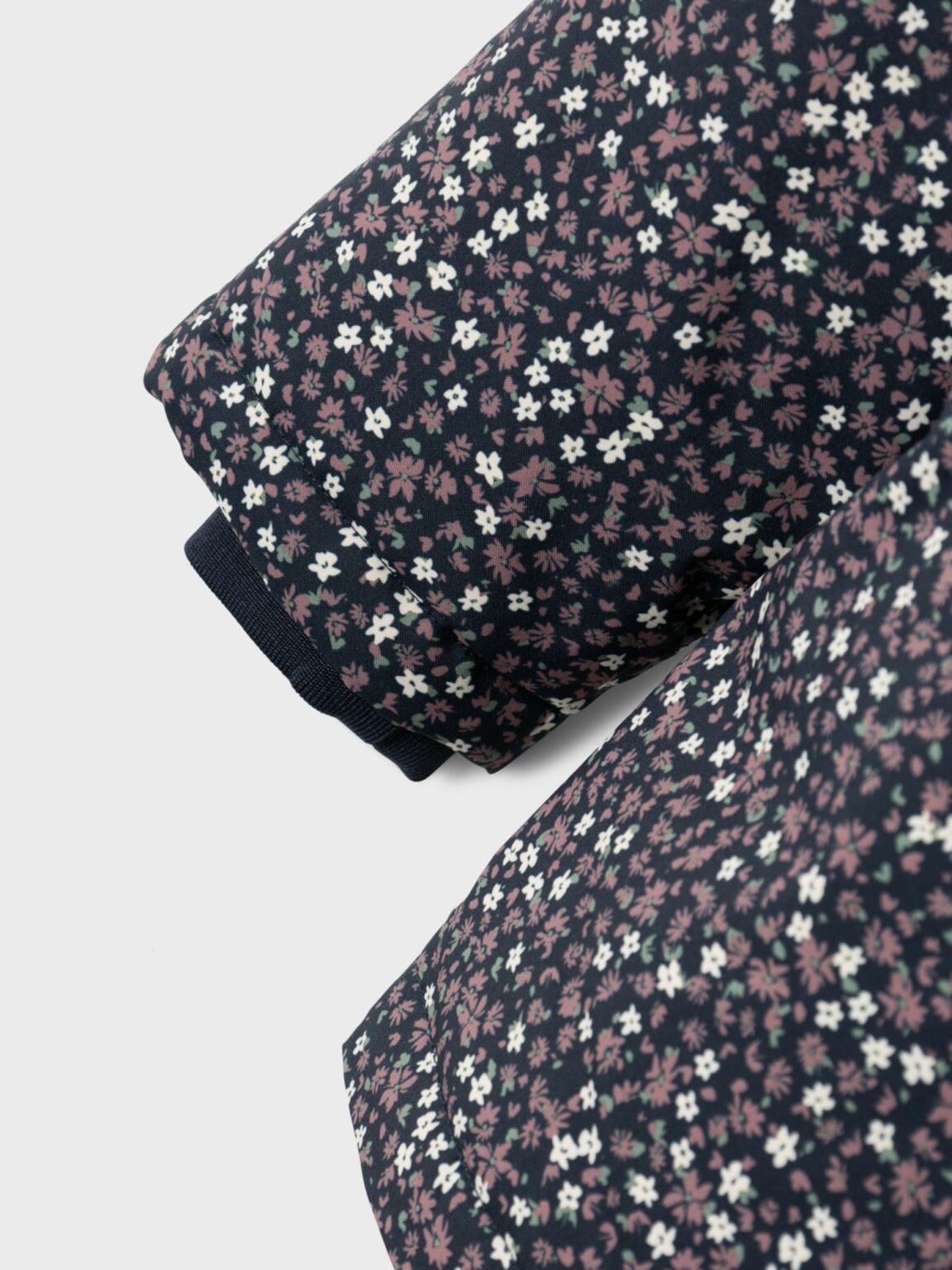 NAME IT Geacă funcțională 'Snow05'  safir / oliv / mauve / alb preţ