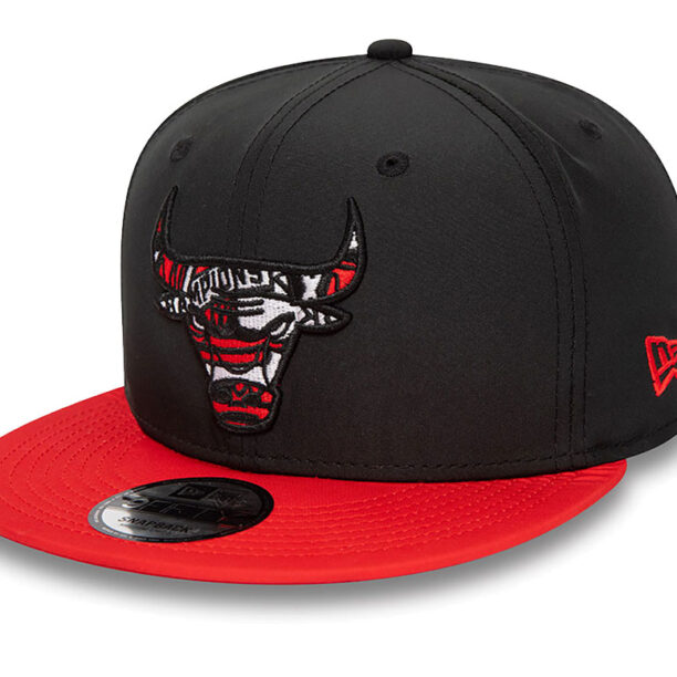 New Era Chicago Bulls Infill Black 9FIFTY Snapback Cap