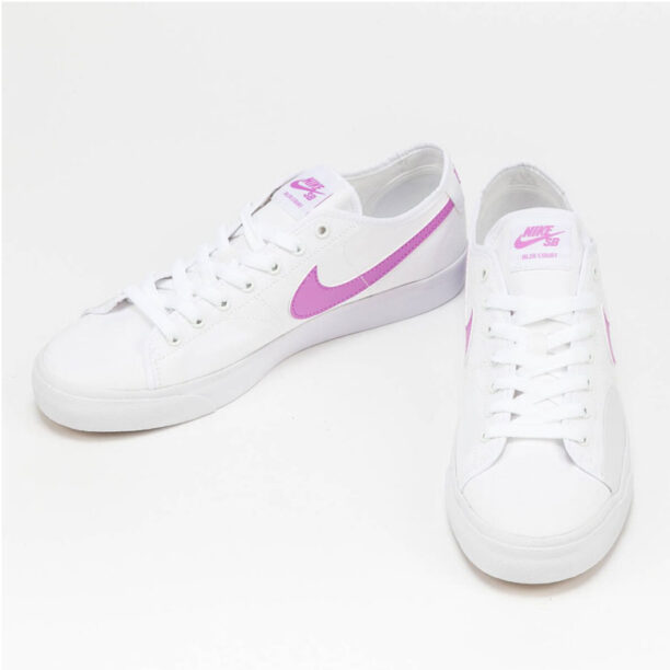 Original Nike SB BLZR Court