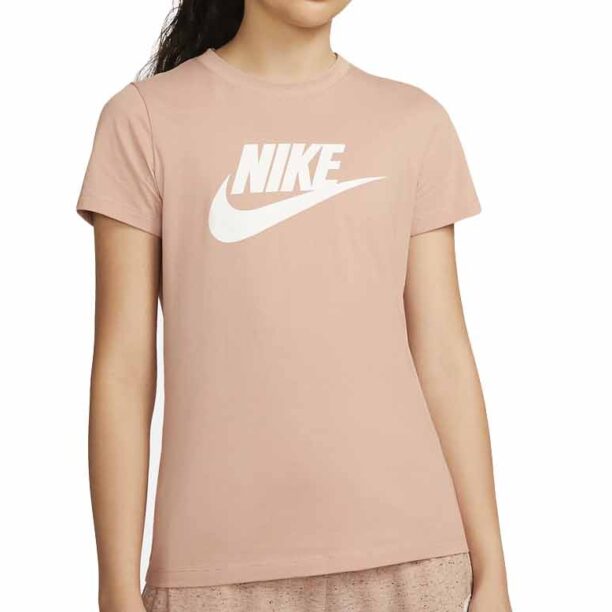 Nike Sportswear Essential T-Shirt