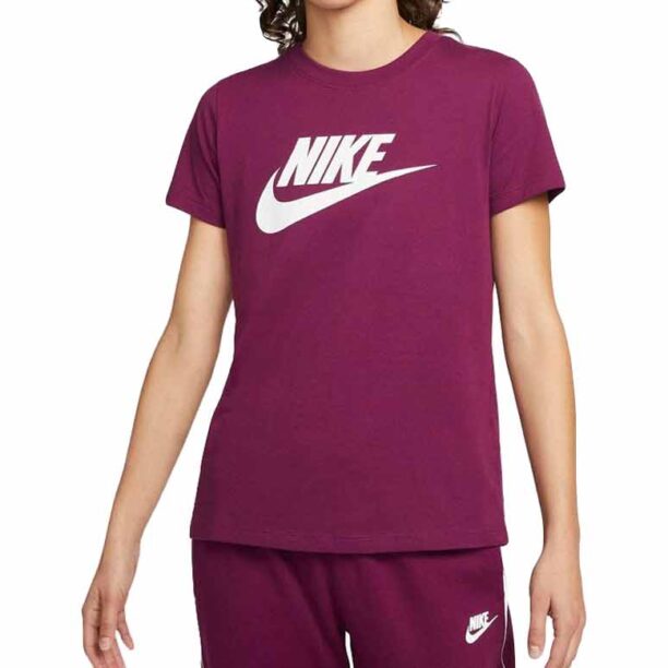 Nike Sportswear Essential T-Shirt