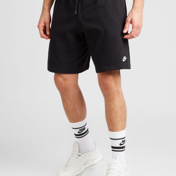 Nike Sportswear Pantaloni 'Club'  negru / alb murdar