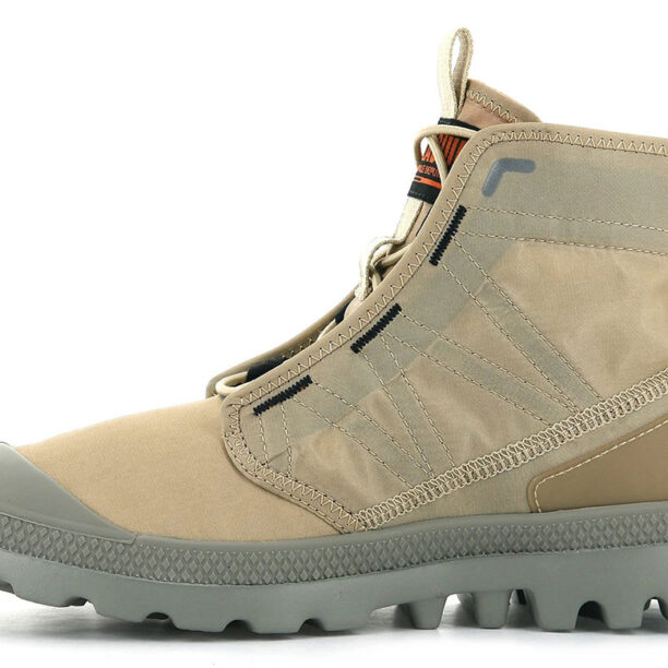 Preţ Palladium Pampa Travel Lite Desert