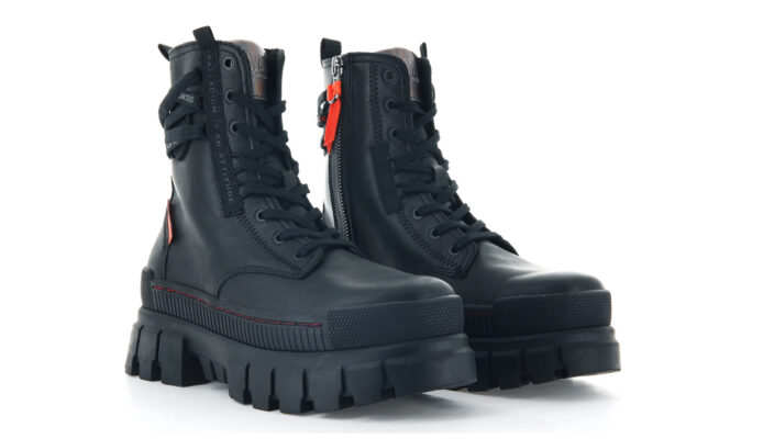 Preţ Palladium Revolt Boot Leather