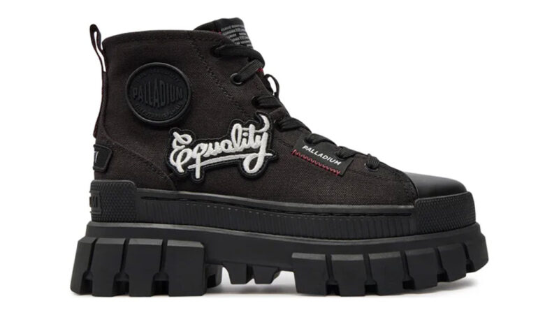 Palladium Revolt Hi Patch Black