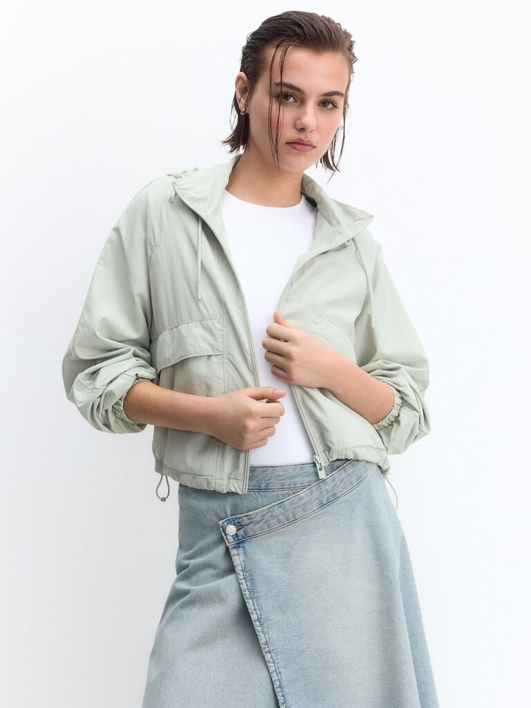 Pull&Bear Geacă de primăvară-toamnă  verde pastel