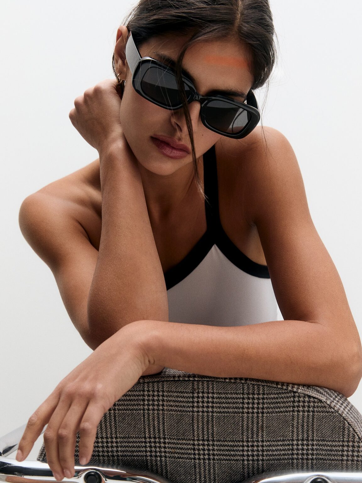 Preţ Pull&Bear Ochelari de soare  negru