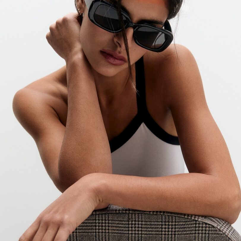 Preţ Pull&Bear Ochelari de soare  negru