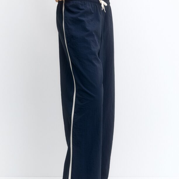 Pull&Bear Pantaloni  bej / bleumarin