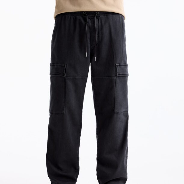 Pull&Bear Pantaloni cu buzunare  gri metalic