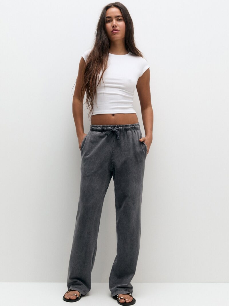 Cumpăra Pull&Bear Pantaloni  gri